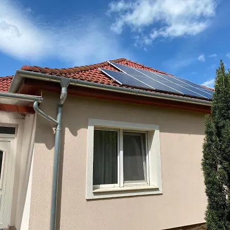 Ferienhaus B4 Garden *** *